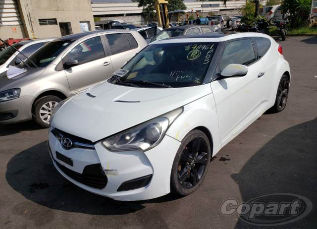 HYUNDAI VELOSTER 1.6 12/13